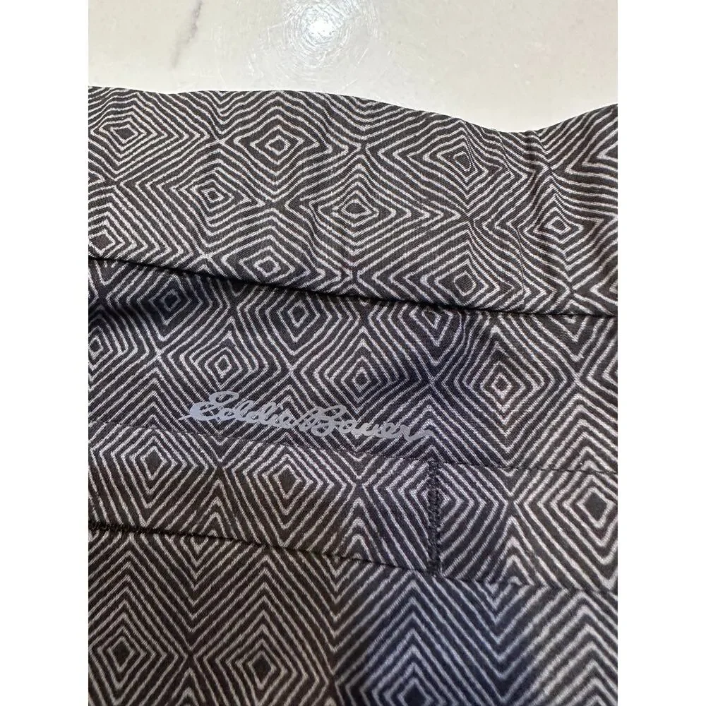 Eddie Bauer Size Medium Shorts